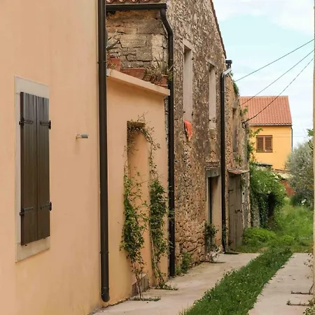 Mak * Vodnjan