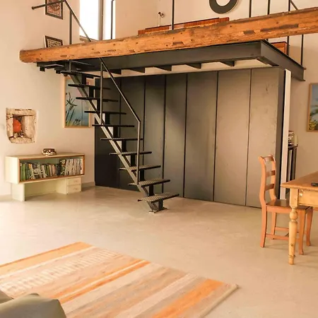 Mak Apartment